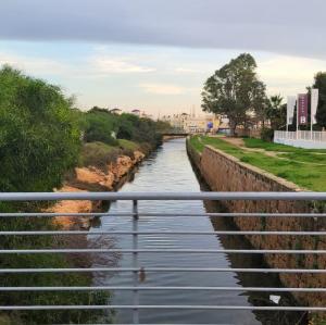 espana/torrevieja/canal-del-acequion