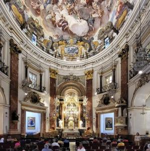 espana/valencia/basilica-de-la-mare-de-deu-dels-desemparats