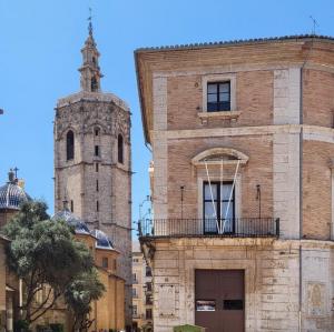 espana/valencia/torre-miguelete