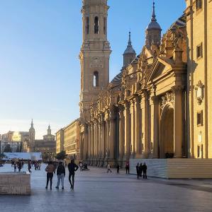 espana/zaragoza/plaza-del-pilar