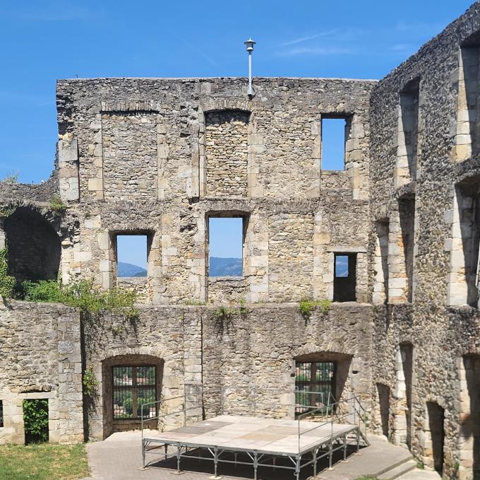 france/auvergne-rhone-alpes/aubenas/jardin-du-dome