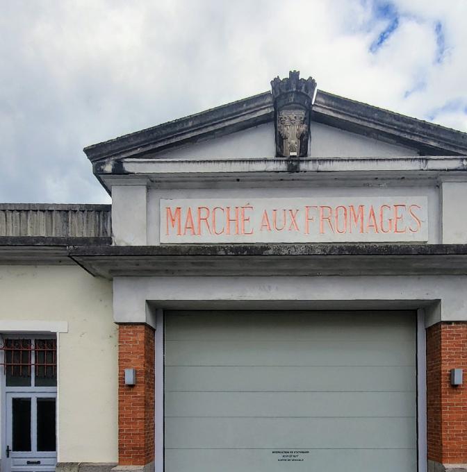 france/auvergne-rhone-alpes/aurillac/marche-aux-fromages