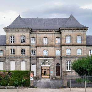france/auvergne-rhone-alpes/aurillac/palais-de-justice