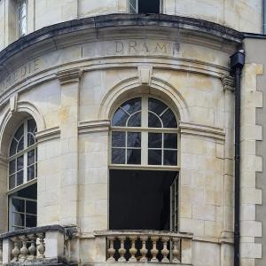 france/auvergne-rhone-alpes/aurillac/theatre