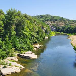 france/auvergne-rhone-alpes/bois-de-paiolive/pont-de-mazet-panorama