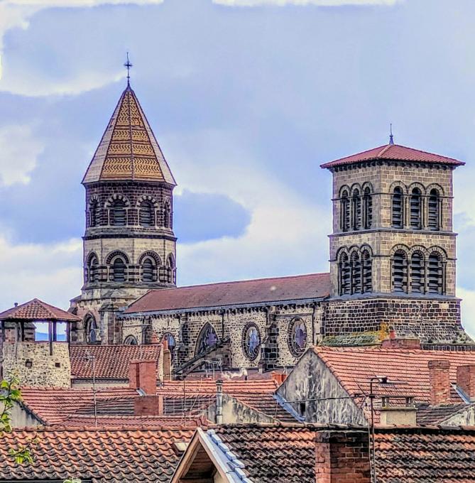 france/auvergne-rhone-alpes/brioude