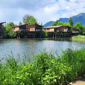 france/auvergne-rhone-alpes/chanaz/chalets-sur-pilotis