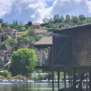 france/auvergne-rhone-alpes/chanaz/chalets-sur-pilotis