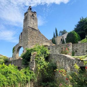 france/auvergne-rhone-alpes/chateauneuf-de-mazenc/tour-de-l-horloge-beffroi