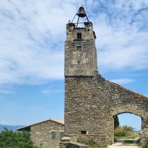 france/auvergne-rhone-alpes/chateauneuf-de-mazenc/tour-de-l-horloge-beffroi