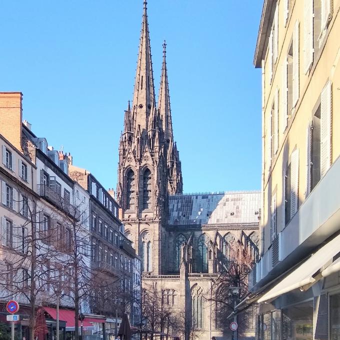 france/auvergne-rhone-alpes/clermont-ferrand/cathedrale-notre-dame-de-l-assomption