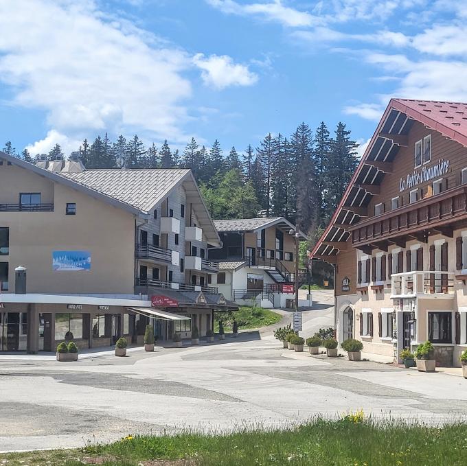 france/auvergne-rhone-alpes/col-de-la-faucille