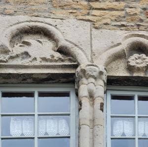 france/auvergne-rhone-alpes/cremieu/maison-des-trois-pendus