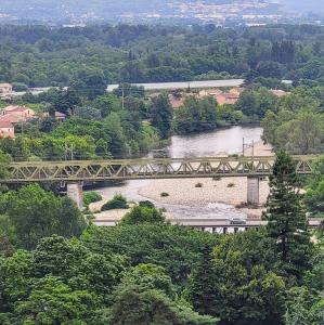 france/auvergne-rhone-alpes/eyrieux/beauchastel