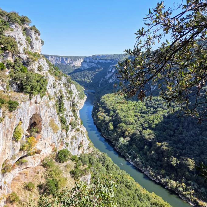 france/auvergne-rhone-alpes/gorges-de-l-ardeche/belvedere-de-la-madeleine