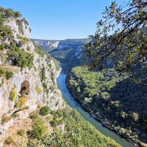 france/auvergne-rhone-alpes/gorges-de-l-ardeche/belvedere-de-la-madeleine