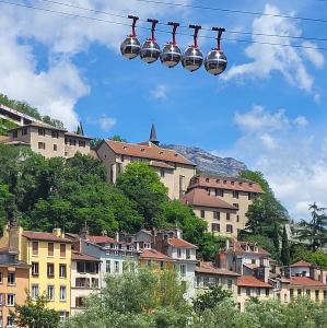 france/auvergne-rhone-alpes/grenoble