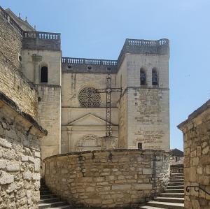 france/auvergne-rhone-alpes/grignan
