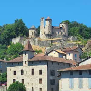 france/auvergne-rhone-alpes/laroquebrou