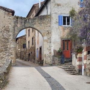 france/auvergne-rhone-alpes/lavaudieu