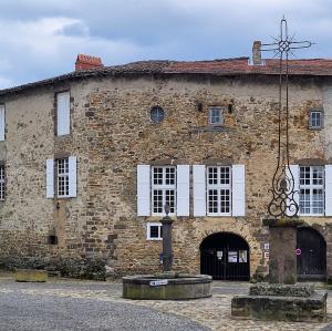 france/auvergne-rhone-alpes/lavaudieu