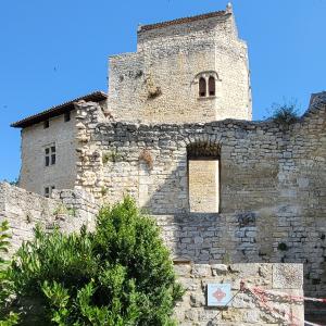 france/auvergne-rhone-alpes/le-poet-laval