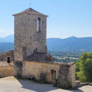 france/auvergne-rhone-alpes/le-poet-laval/chapelle-saint-jean