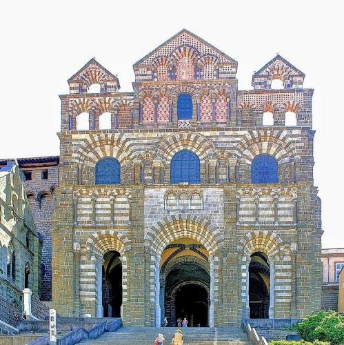 france/auvergne-rhone-alpes/le-puy-en-velay/cathedrale-du-puy-en-velay