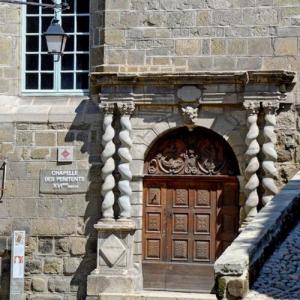 france/auvergne-rhone-alpes/le-puy-en-velay/chapelle-des-penitents-blancs