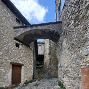 france/auvergne-rhone-alpes/mirmande
