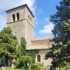 france/auvergne-rhone-alpes/mirmande/eglise-sainte-foy-panorama