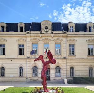 france/auvergne-rhone-alpes/montelimar/hotel-de-ville