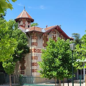 france/auvergne-rhone-alpes/montelimar/jardin-public