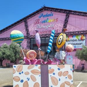 france/auvergne-rhone-alpes/montelimar/palais-des-bonbons-du-nougat-et-des-souvenirs-
