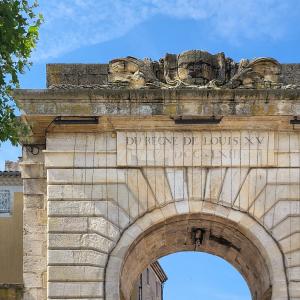 france/auvergne-rhone-alpes/montelimar/porte-saint-martin