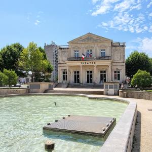 france/auvergne-rhone-alpes/montelimar/theatre