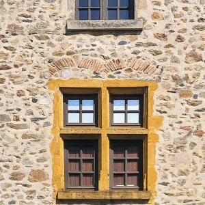 france/auvergne-rhone-alpes/mornant/maison-de-pays