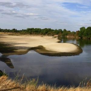 france/auvergne-rhone-alpes/moulins/espace-nature-du-val-d-allier