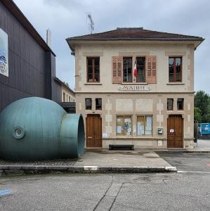 france/auvergne-rhone-alpes/pont-en-royans/place-du-breuil