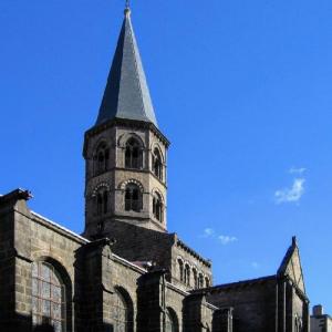 france/auvergne-rhone-alpes/riom/basilique-saint-amable