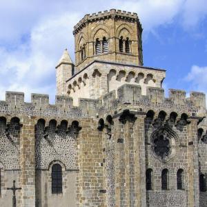 france/auvergne-rhone-alpes/royat