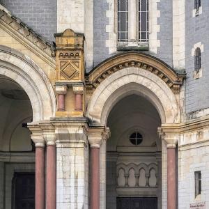 france/auvergne-rhone-alpes/saint-etienne/cathedrale-saint-charles-borromee