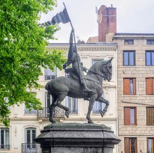 france/auvergne-rhone-alpes/saint-etienne/place-boivin