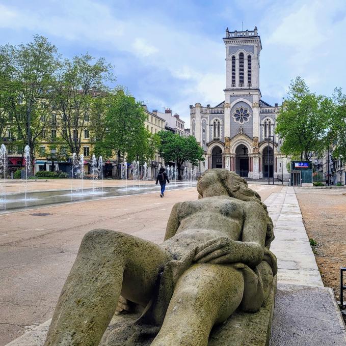 france/auvergne-rhone-alpes/saint-etienne/place-jean-jaures