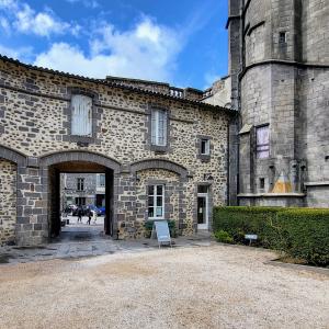 france/auvergne-rhone-alpes/saint-flour/musee-de-la-haute-auvergne