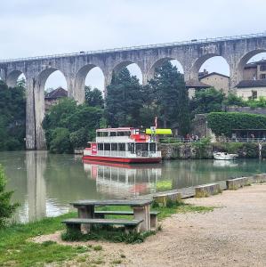 france/auvergne-rhone-alpes/saint-nazaire-en-royans/aqueduc