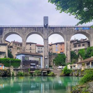 france/auvergne-rhone-alpes/saint-nazaire-en-royans/ascenseur-exterieur-panoramique
