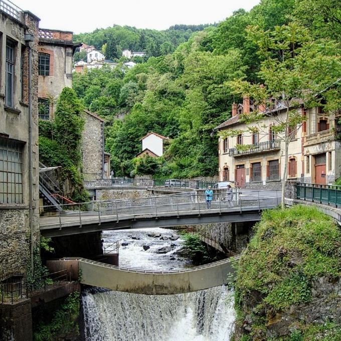 france/auvergne-rhone-alpes/thiers