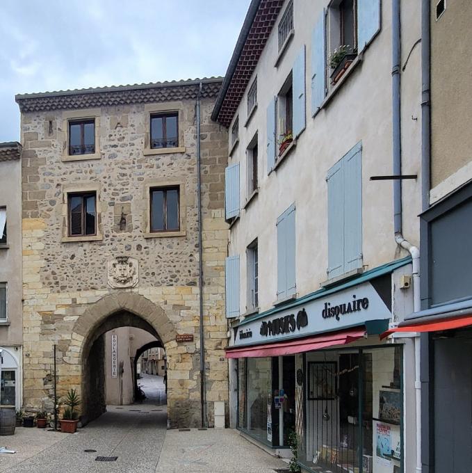 france/auvergne-rhone-alpes/tournon-sur-rhone/grande-rue