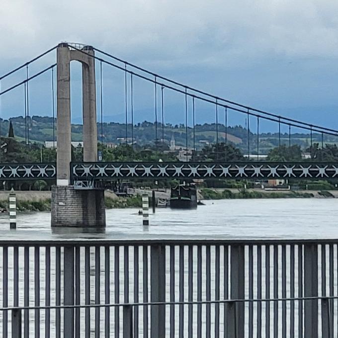 france/auvergne-rhone-alpes/tournon-sur-rhone/pont-gustave-toursier